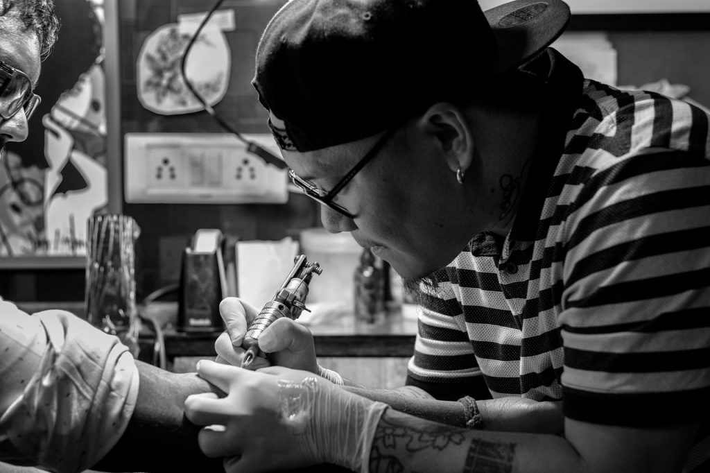 How to Find the Best Black and Grey Tattoo Artist in Lancaster, CA: A Comprehensive Guide